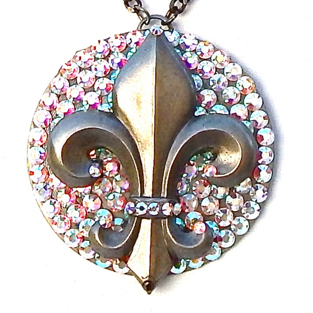 GASOLINE GLAMOUR XL FLEUR MEDALLION
